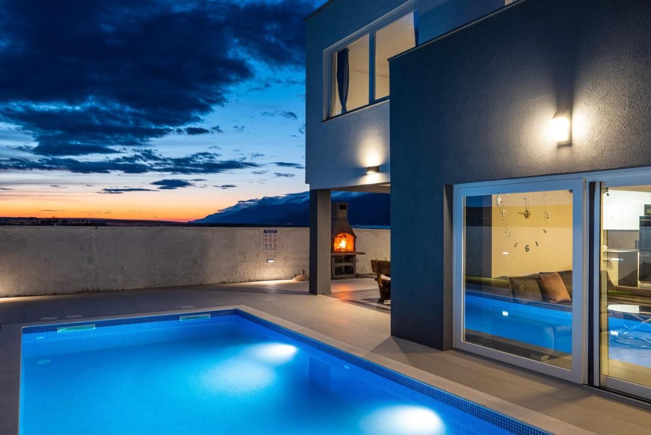 Luxury Villa Noemi Ražanac Exterior foto